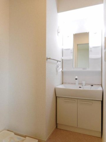 ソーレ・リデンテ　Ⅰの洗面所