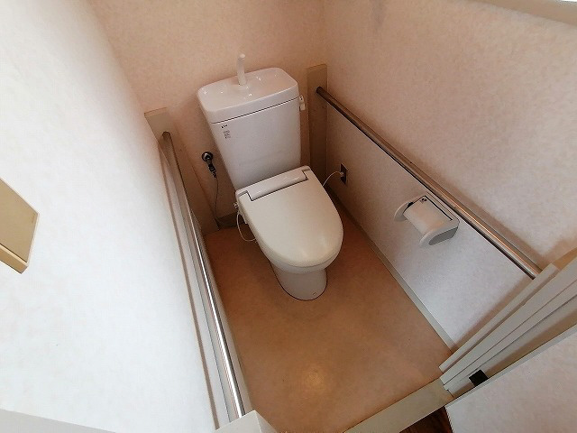 神戸市兵庫区西上橘通１丁目の賃貸マンションのトイレ|トイレ