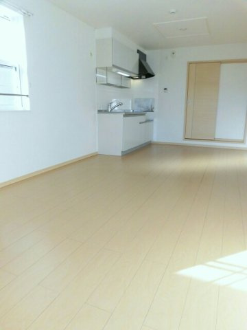 パークサイドＢの居間・リビング|こちらの居間で趣味の時間をお楽しみください