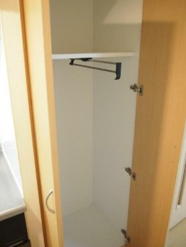 【収納】 | ルーブル北新宿 | クローゼット完備。