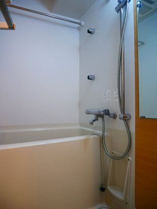 ステージグランデ菊川の浴室