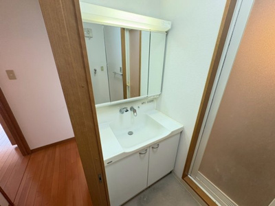 【独立洗面台】 | アダージョ北垣内