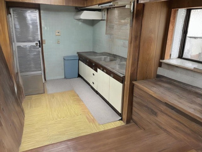 【キッチン】 | 出水市武本字菖蒲迫 戸建 | 本宅　※家具消し編集をしております。