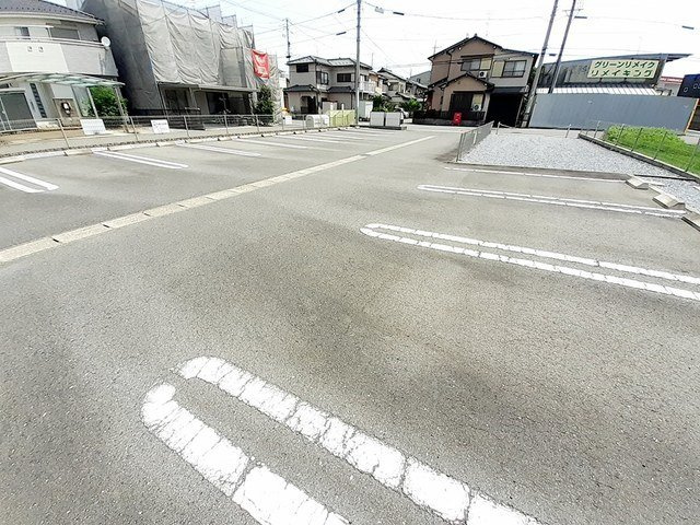 ベルベディアＡの駐車場