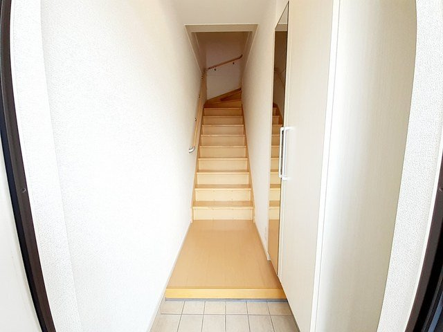 ベルベディアＡの玄関