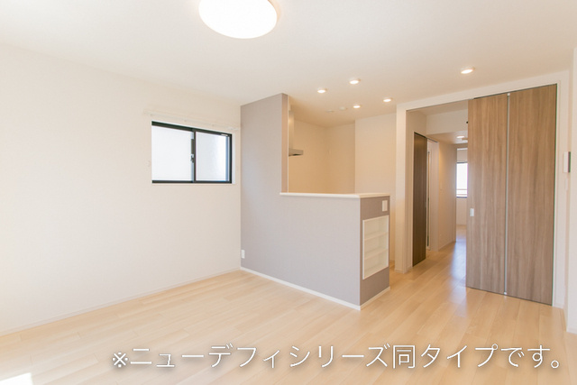 エールトロワの居間・リビング