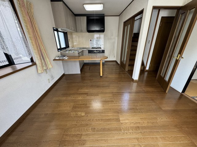 篠ノ井会中古住宅のダイニング