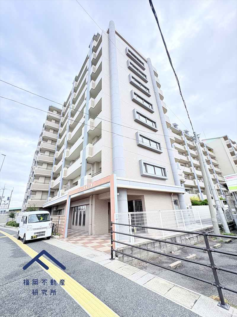 アムール和白駅の外観