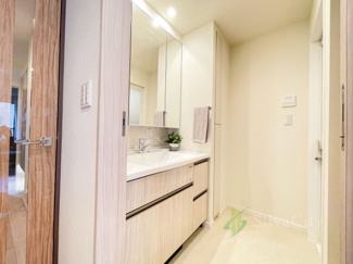 【独立洗面台】 | リビオ目黒　ザ・プレイス