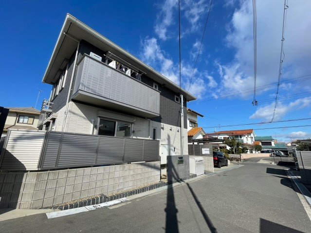 シャロン明石の外観