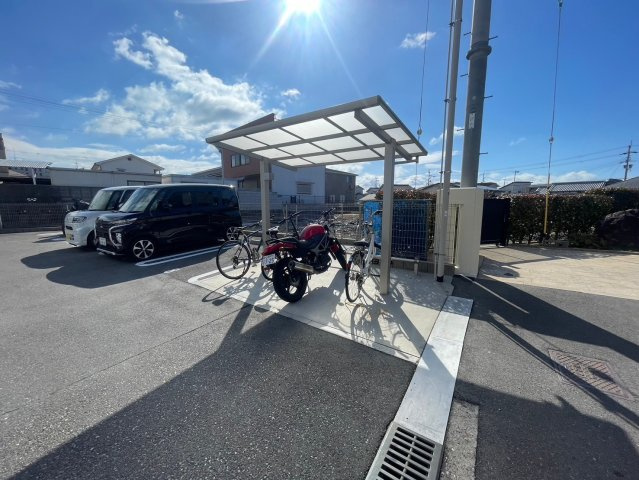 シャロン明石の駐車場