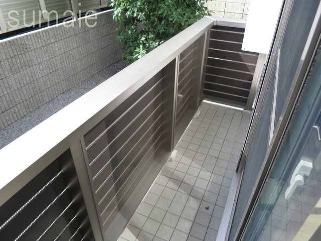 シャトーグレースのバルコニー|お洗濯ものも干しやすいバルコニーです♪