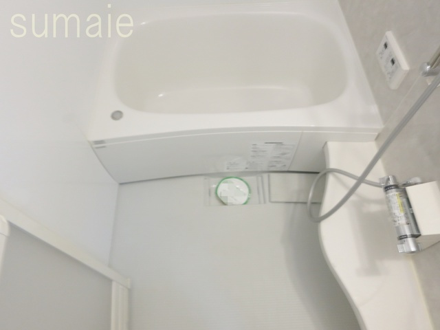 シャトーグレースの浴室|ゆったりとしたバスルームで１日の疲れも流せます♪