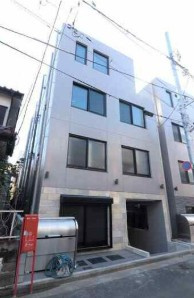 【外観】 | アリビオ中野 | 鉄筋コンクリート造のがっちりとした建物。