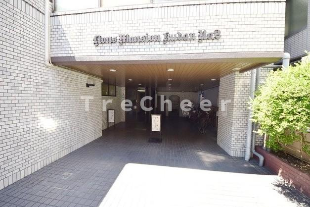 ライオンズマンション九段第二のエントランス