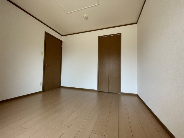 アヴニールの洋室