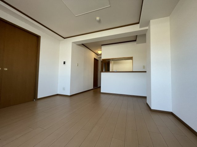 アヴニールの居間・リビング