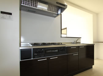 ラ・セゾン・クレールのキッチン|お料理しやすいキッチンです