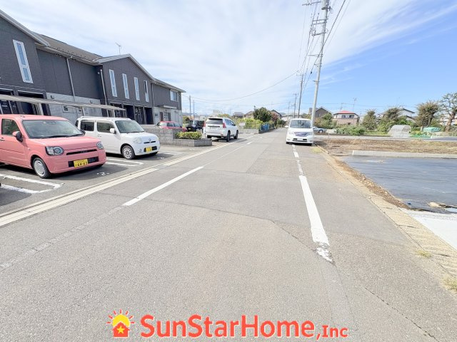【サンスターホーム】瑞穂町長岡1丁目　新築限定１邸の前面道路含む現地写真