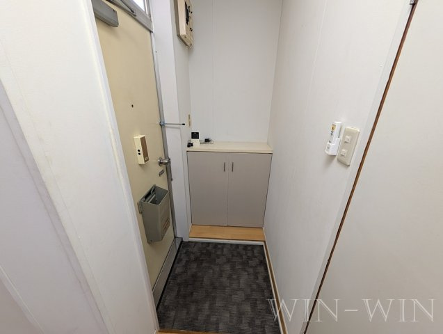 塩田ハイツ Gの玄関