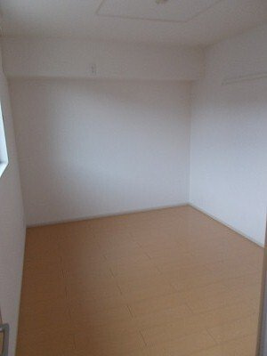 シェリスタの洋室