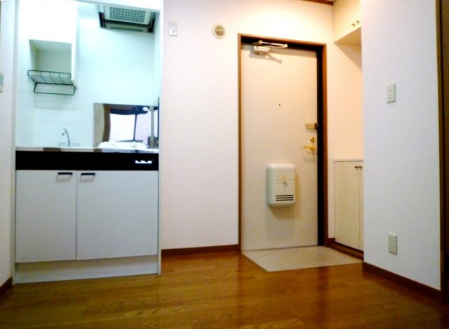 ハイム・アルテナの玄関|別室参考写真です。