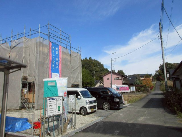 日光市土沢　第1の前面道路含む現地写真|閑静な住宅街の一角になります