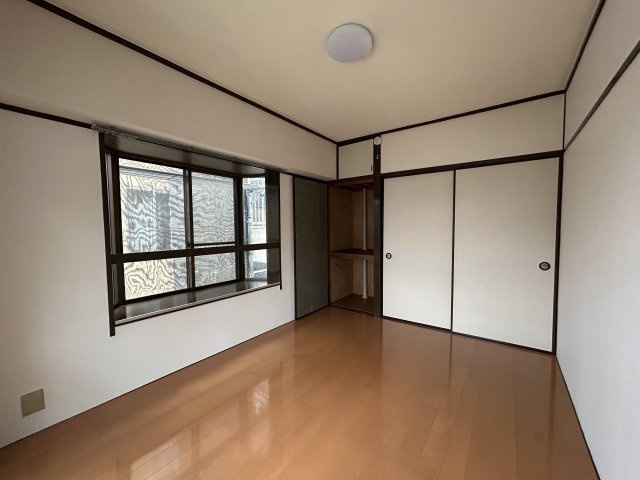 錦生コーポの居間・リビング