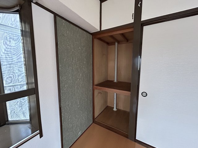 錦生コーポの収納