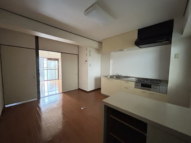 錦生コーポの居間・リビング