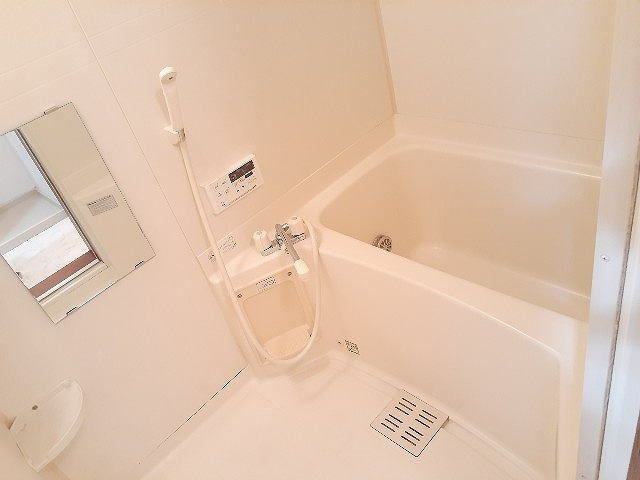 サンハイツときわの浴室