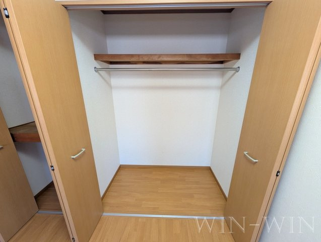 リバーウエスト 壱番館の収納