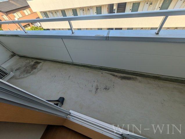 リバーウエスト 壱番館のバルコニー