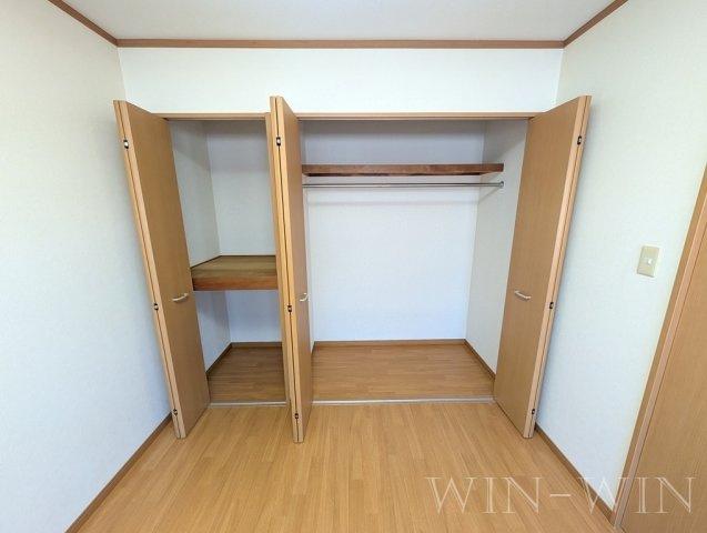 リバーウエスト 壱番館の収納