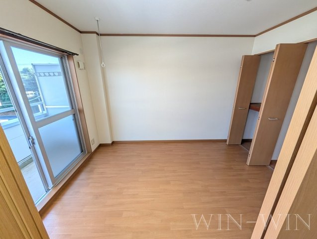 リバーウエスト 壱番館の寝室