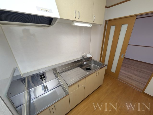 リバーウエスト 壱番館のキッチン