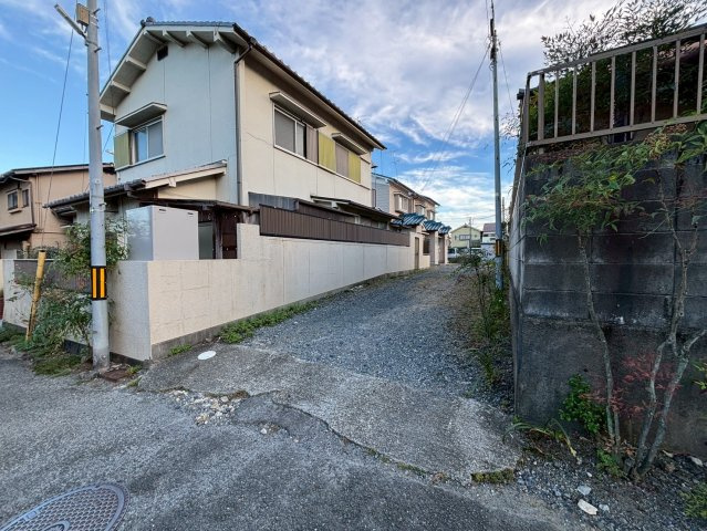 物集女町中海道　建築条件無土地の前面道路含む現地写真