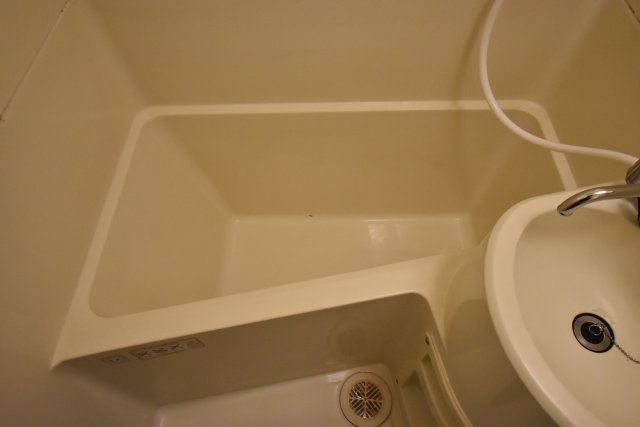 メゾン美樹の浴室