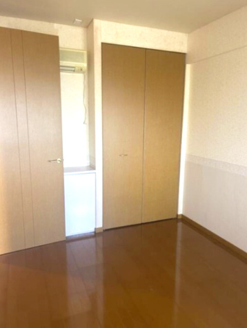 グランメール西高松　302の洋室
