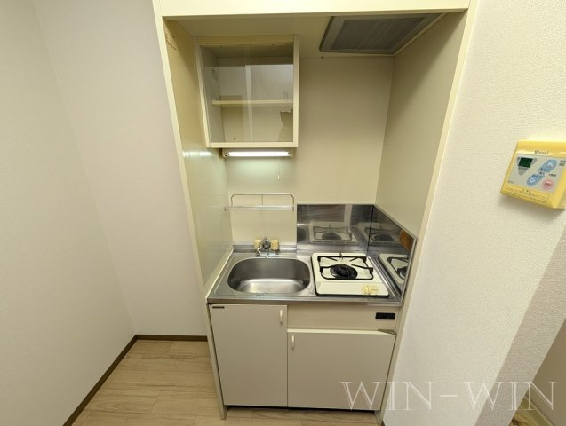 シャンテ・ラ・ヴィ北島 EASTのキッチン