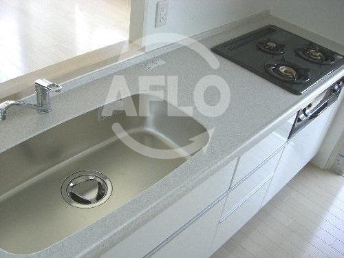 クロスレジデンス大阪新町　堀江小学校区のキッチン|ベルファース大阪新町　システムキッチン