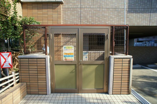 ＳＩＲＩＵＳ（シリウス）のエントランス|ゆとりのあるエントランスです