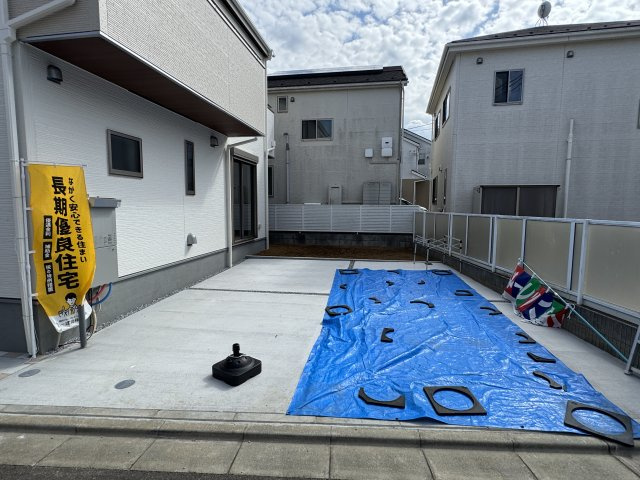 葛飾区東水元４丁目新築戸建【東水元小学校：6分】の駐車場|駐車スペース・並列2台駐車可