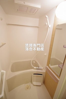 【浴室】 | リブリ・すすきの | 落ち着いた空間のお風呂