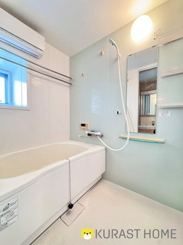 メゾン神足4号棟　2階の浴室