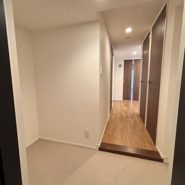 パークアクシス品川天王洲アイルの玄関|※写真は同タイプ住戸です。