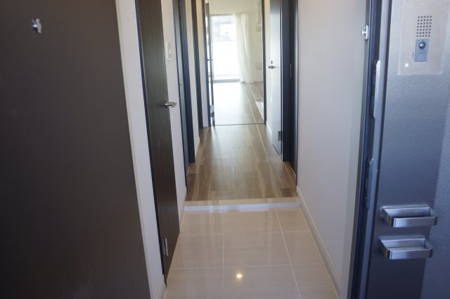 エクセレンシア出雲中央プレミアムレジデンス　4階　空家の玄関|綺麗な玄関