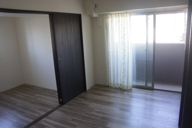 エクセレンシア出雲中央プレミアムレジデンス　4階　空家の洋室