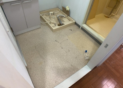 【脱衣所】 | セントヒルズ鶴川 | 洗面脱衣所は「体を綺麗に整える場所」という目的と役割を持っています。そして便利で使い勝手のいい「体を綺麗に整える場所」にするためには、配置や動線、照明や収納計画をしっかりと検討しておく必要があります。