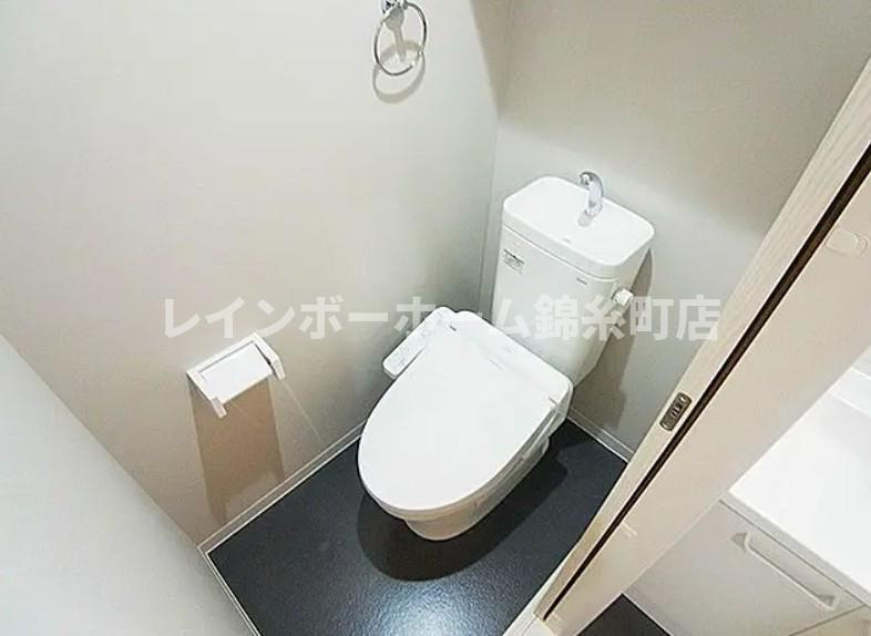 グランシャレー梅島駅前のトイレ